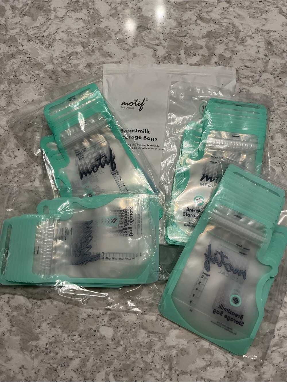Motif Medical Reusable Breastmilk Storage Bags in Mint Green